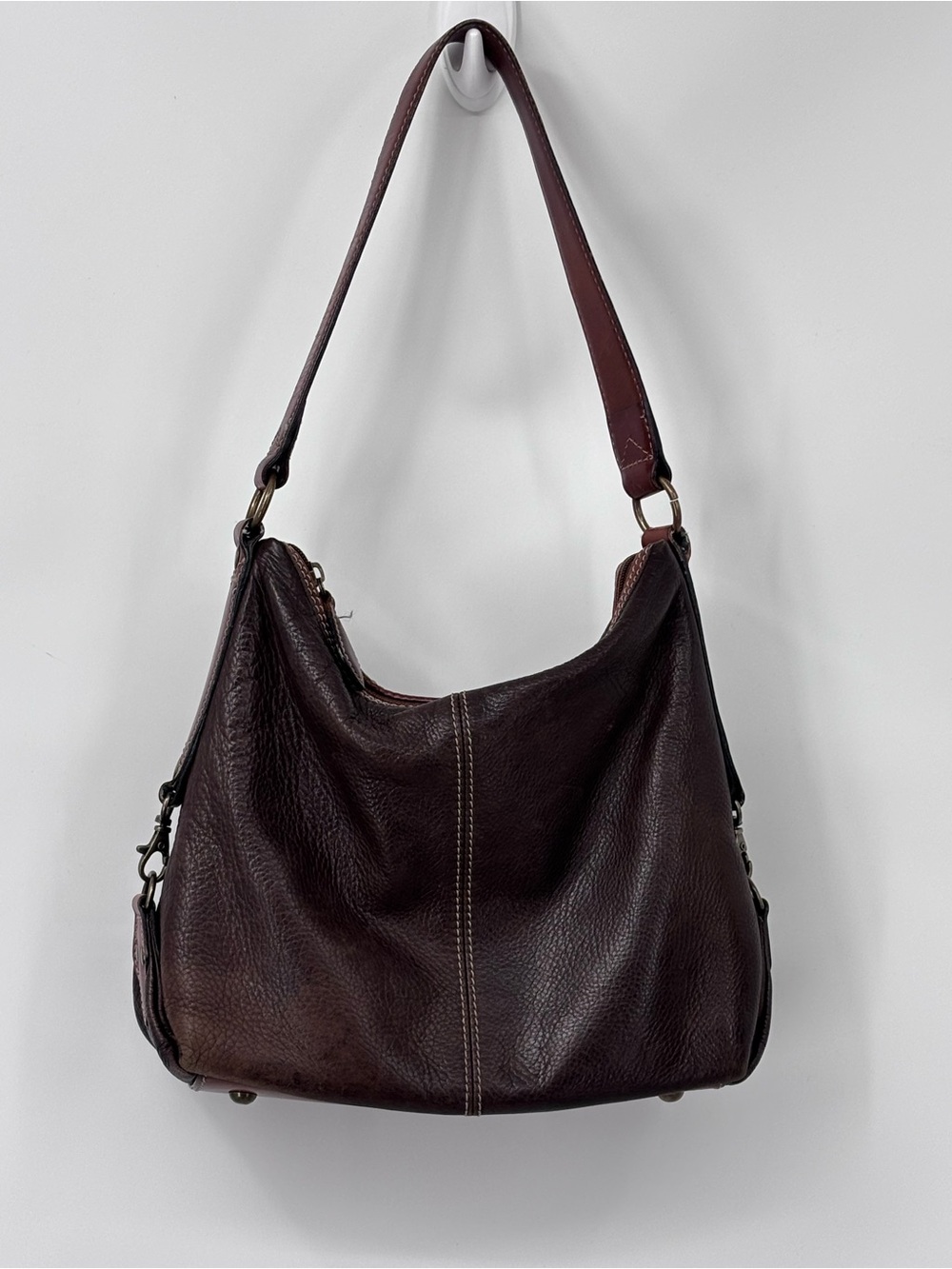 Fossil Brown Leather Shoulder handbag Bag - Classic Two-Tone Design vintage hobo
